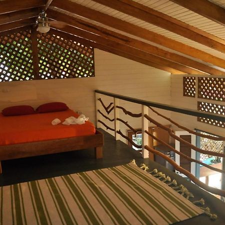 Lost Boyz Hostel Playa Santa Teresa  Ngoại thất bức ảnh